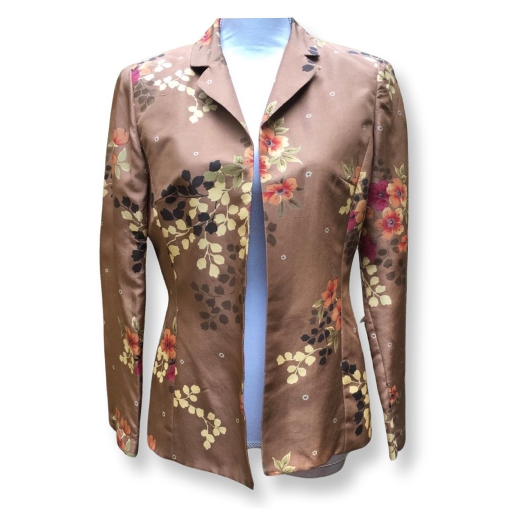 Elegant 100% Silk Adrianna Papell Blazer